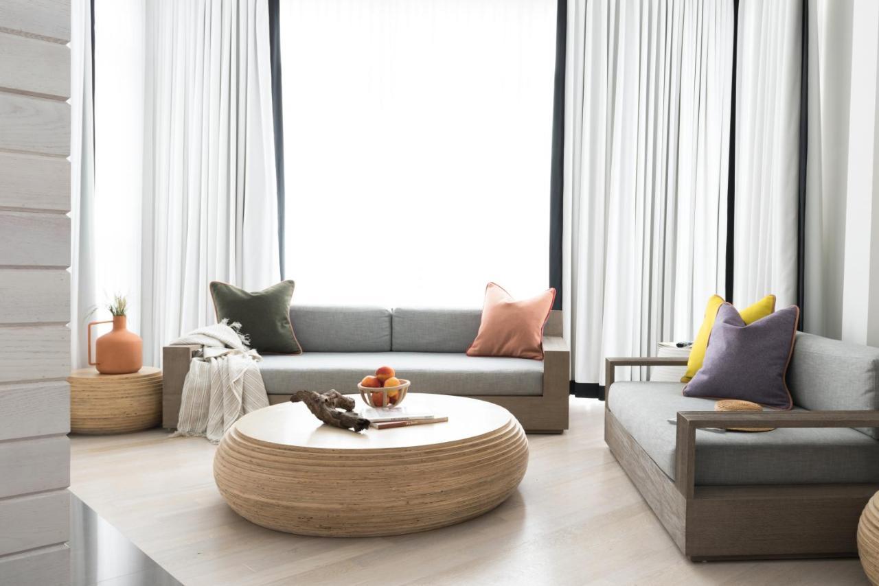 Bungalow Hotel 5*