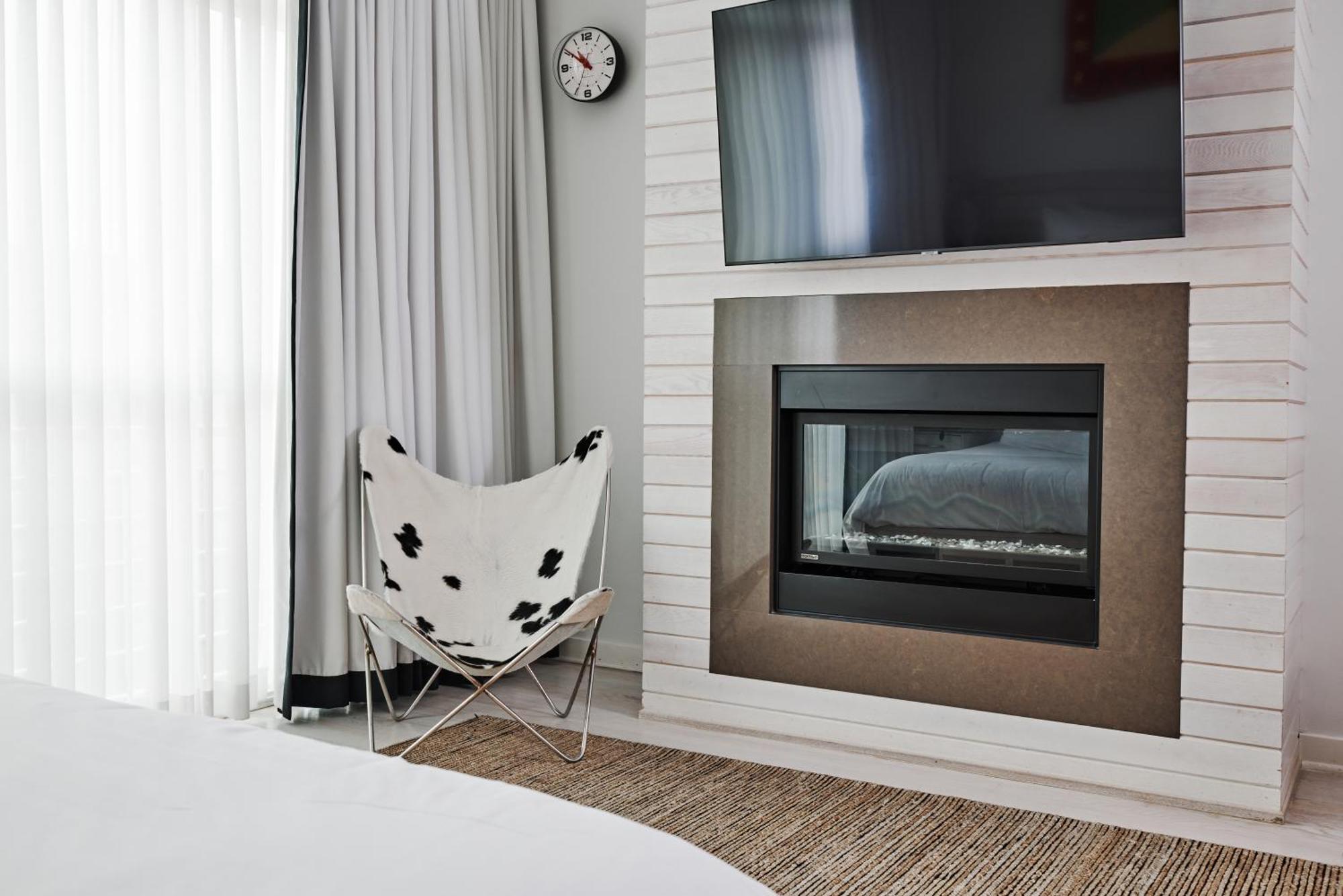 Bungalow Hotel 5* Long Branch